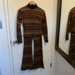 H&M Knit Top & Pants set. Sz S Orange, Black, White, Yellow geometric pattern